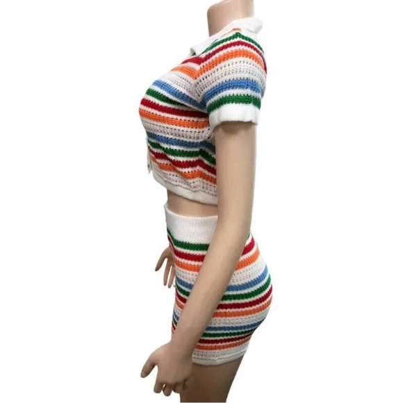 Women’s 2 Piece Set Knitted Multicolor Striped Short Sleeve Top & Shorts NWOT - Picture 6 of 8